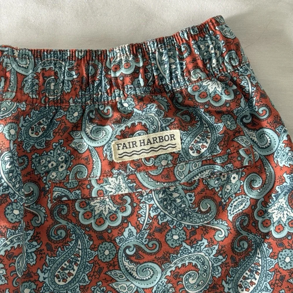 Fair Harbor Lined Swim Trunks Mens Medium Paisley Beach Vacation Drawstring